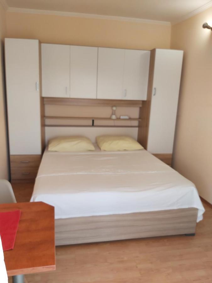 Apartmani Apollo - ドラスニセ エクステリア 写真