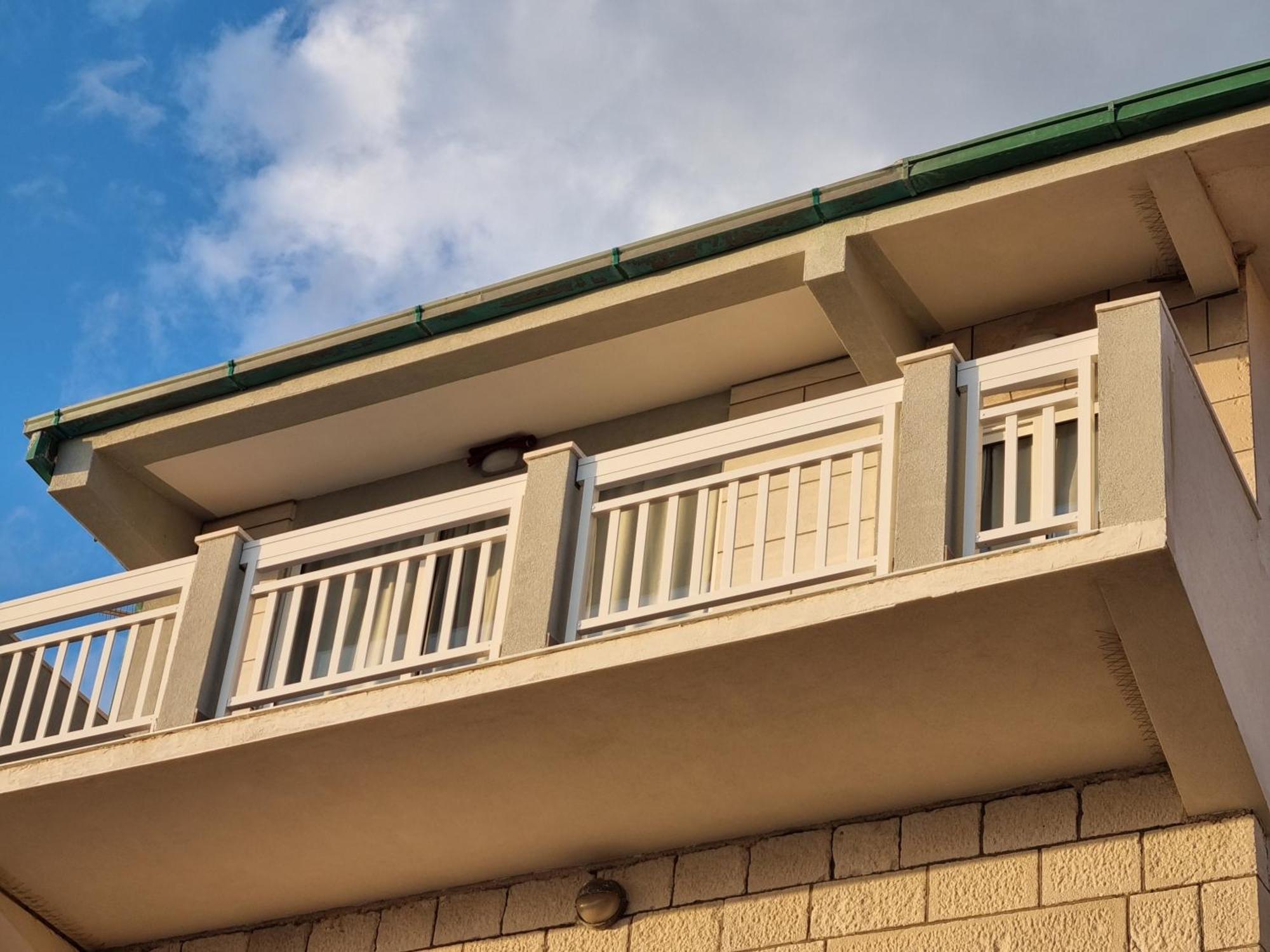 Apartmani Apollo - ドラスニセ 部屋 写真